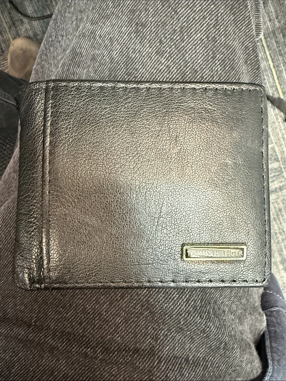 Tommy Hilfiger Black Leather Wallet with Logo Plaque